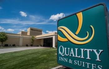 Quality & Palm Island Indoor Waterpark Hotel 3*