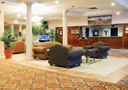 Quality & Palm Island Indoor Waterpark Hotel